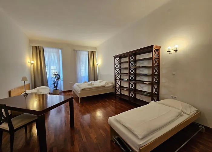 Daire Historic Townhouse Tina By Hall *