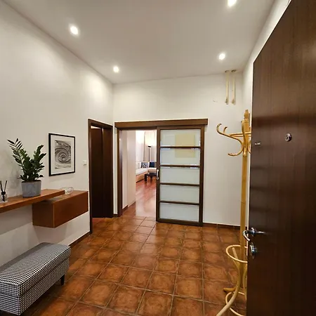 דירה Historic Townhouse Tina By Hall לובליאנה