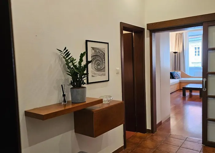 Historic Townhouse Tina By Hall Ljubljana