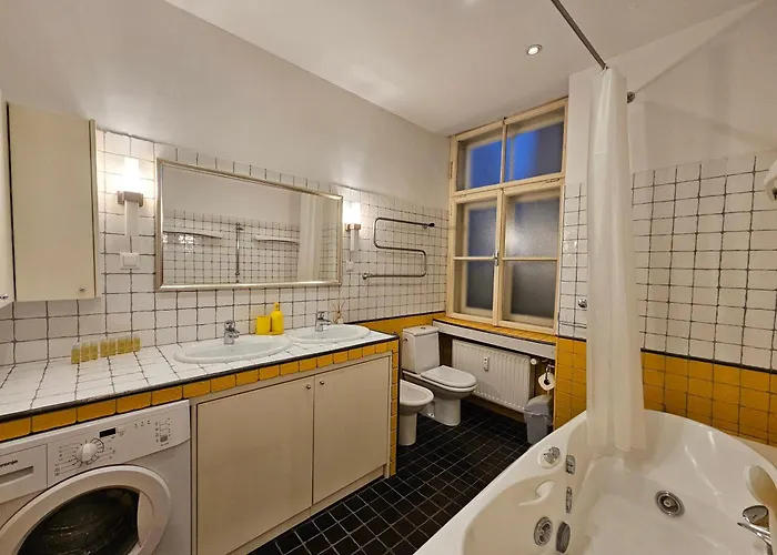 شقة Historic Townhouse Tina By Hall ليوبليانا