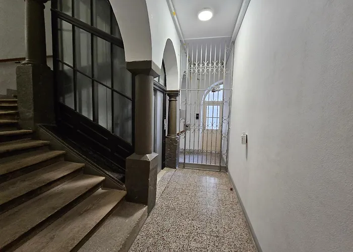 شقة Historic Townhouse Tina By Hall *